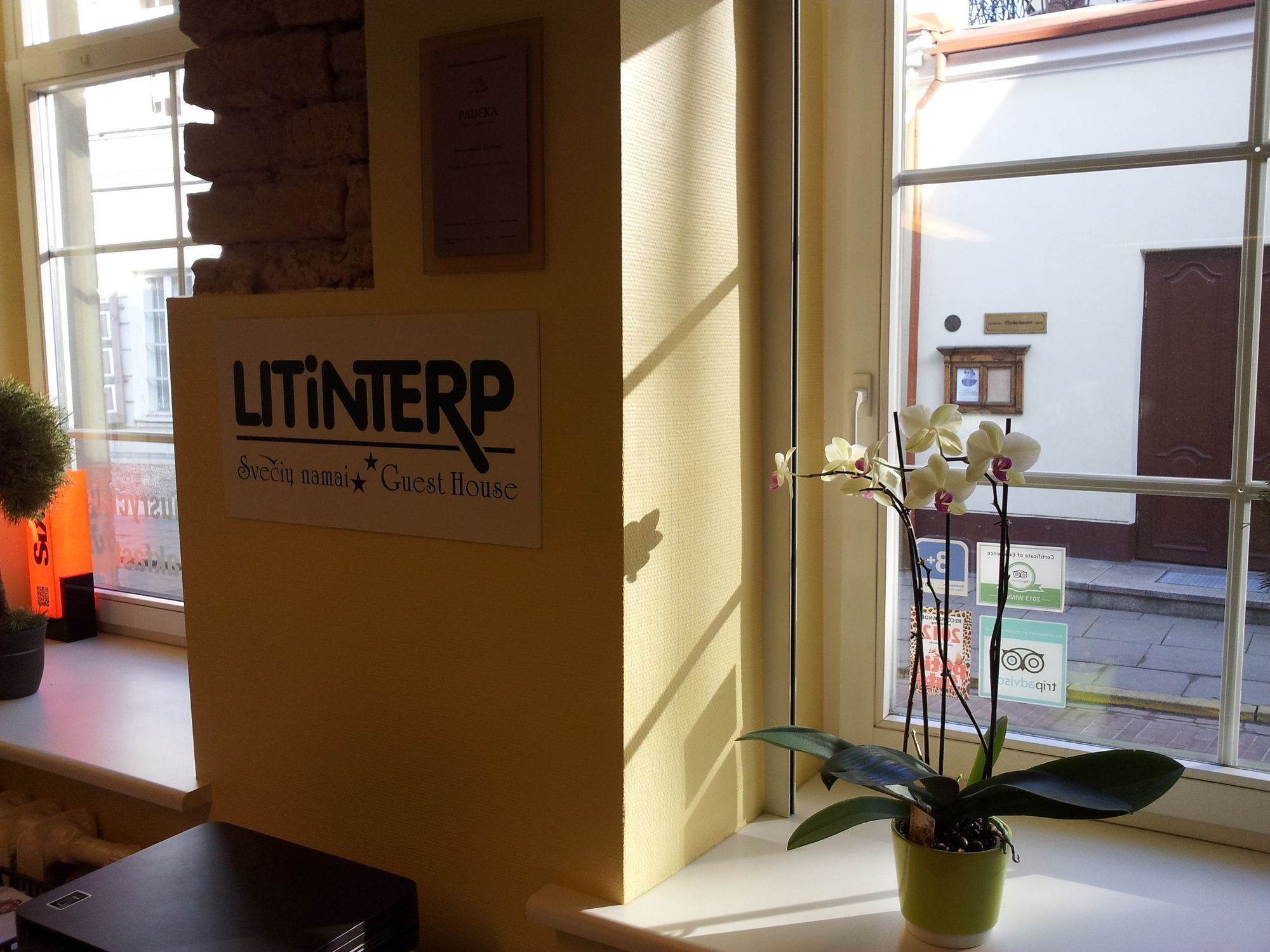 Litinterp Vilnius Bed and Breakfast Exterior foto