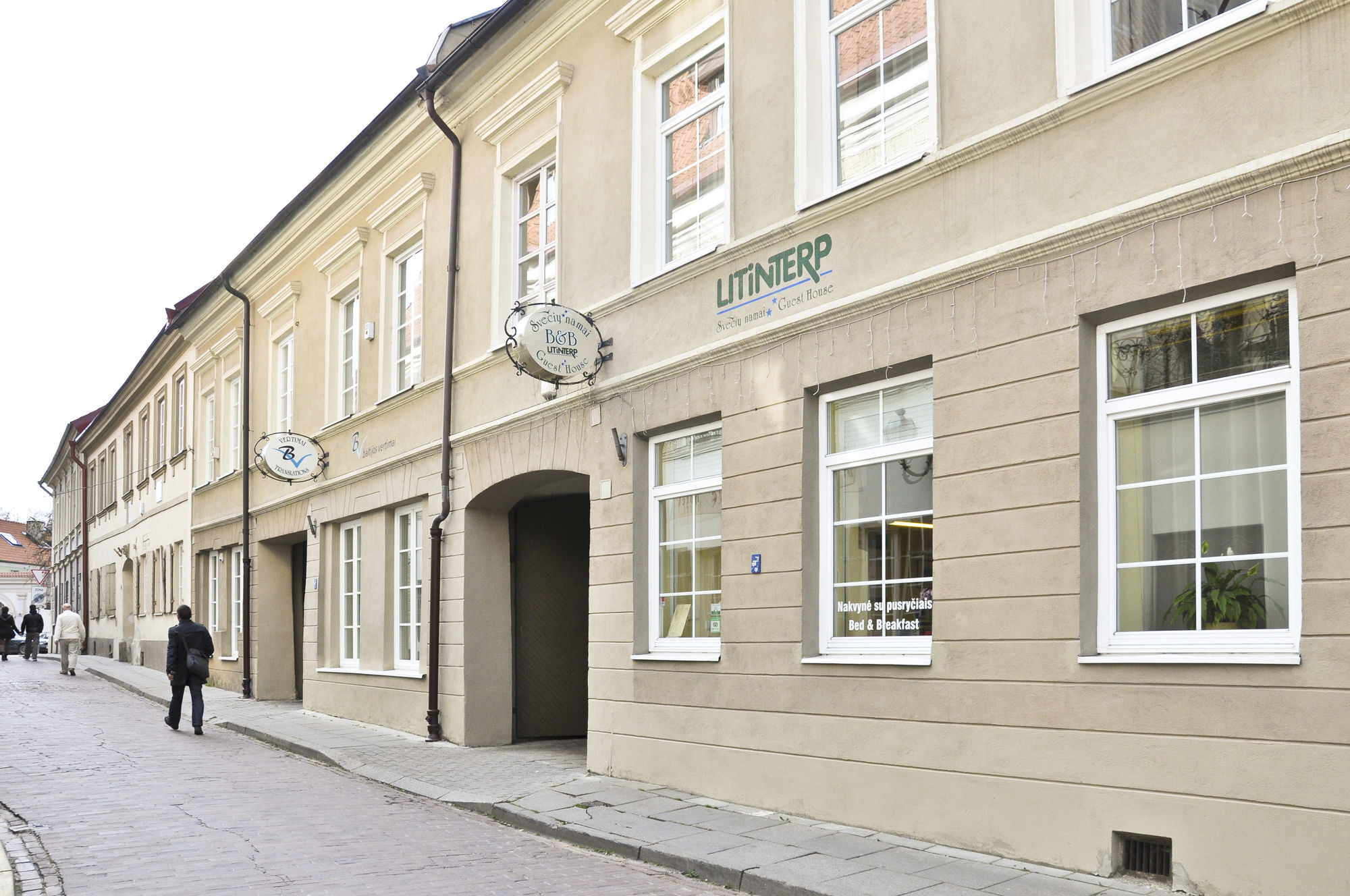 Litinterp Vilnius Bed and Breakfast Exterior foto